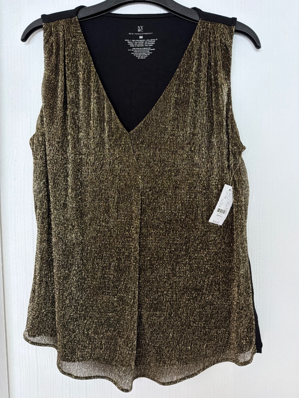 New York & Company Gold Metallic V-Neck Sleeveless Top Size Small NWT